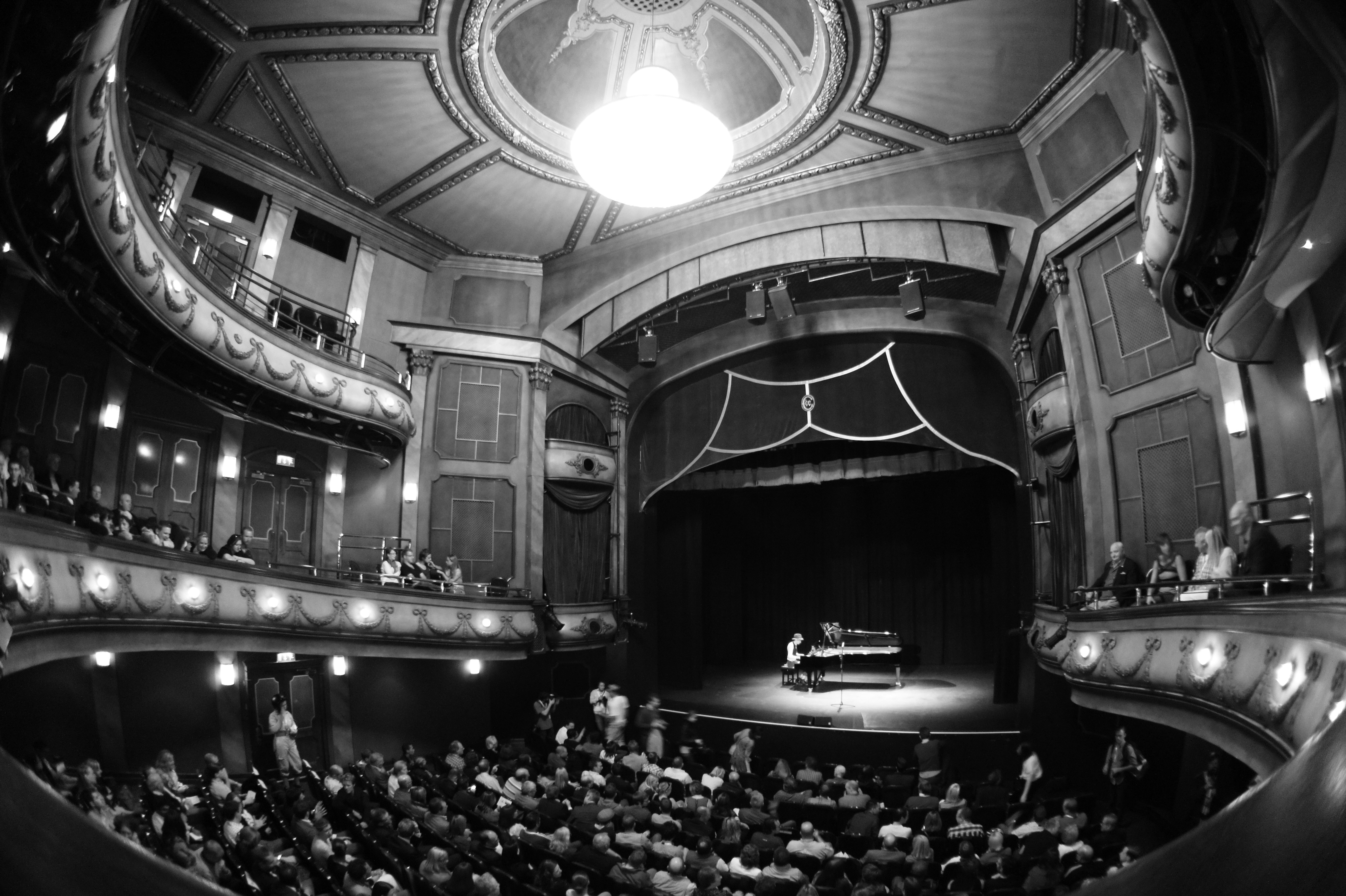 Jersey Opera House Aud.jpg